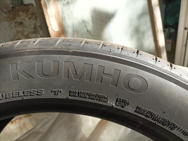 Vand anvelope noi de vara kumho