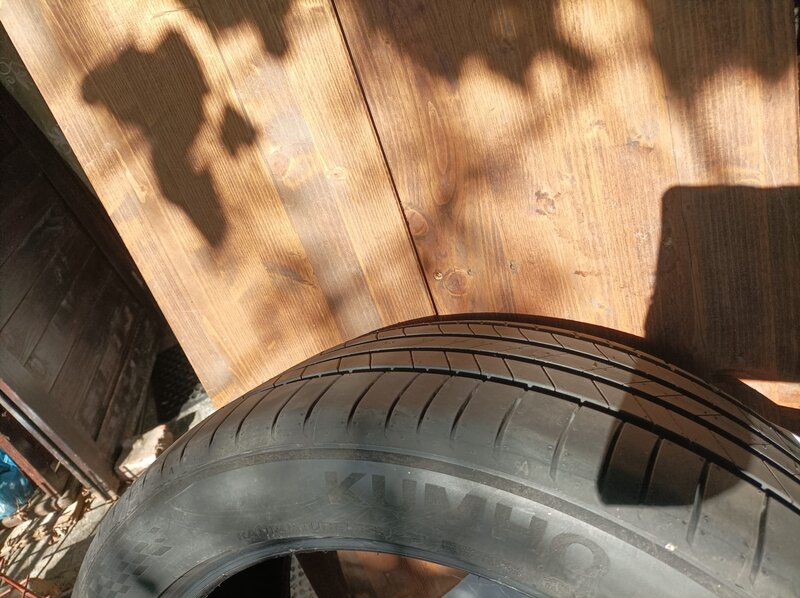 Vand anvelope noi de vara kumho